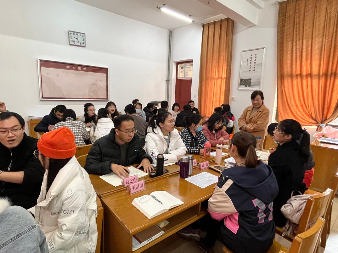 J9九游会开展“情景模拟教学”专题培训 J9九游会开展“情景模拟教学”专题培训